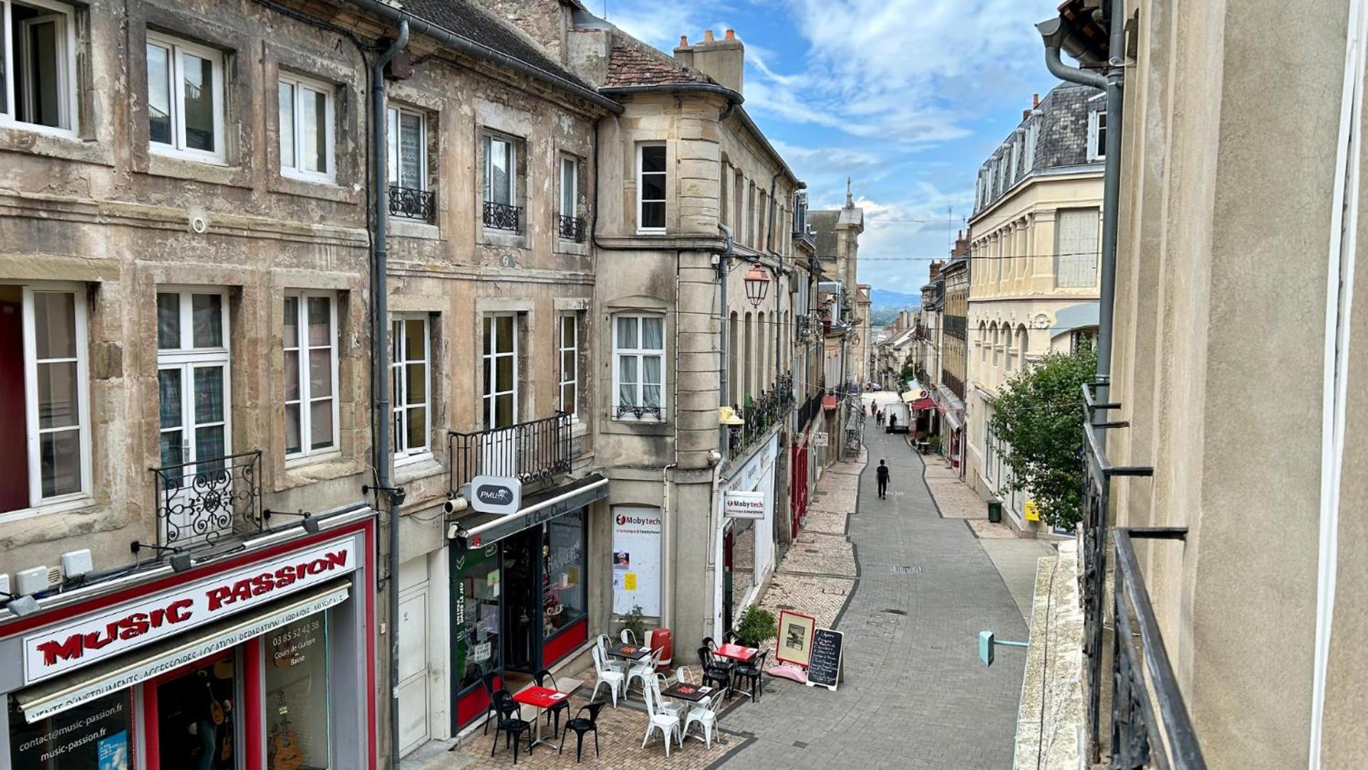 L'Authentique Apartment Autun Exterior photo